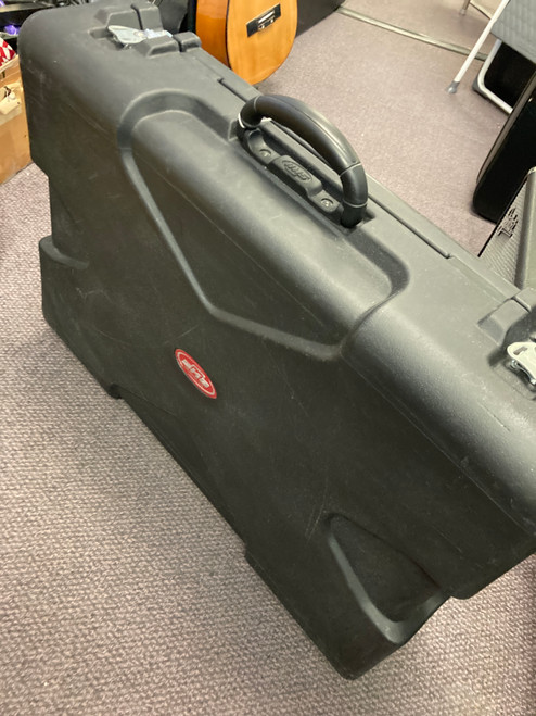 Vist Large View of Product Image Which is Used SKB PS-45 POWER CONDITIONING STEREO Pedal Board