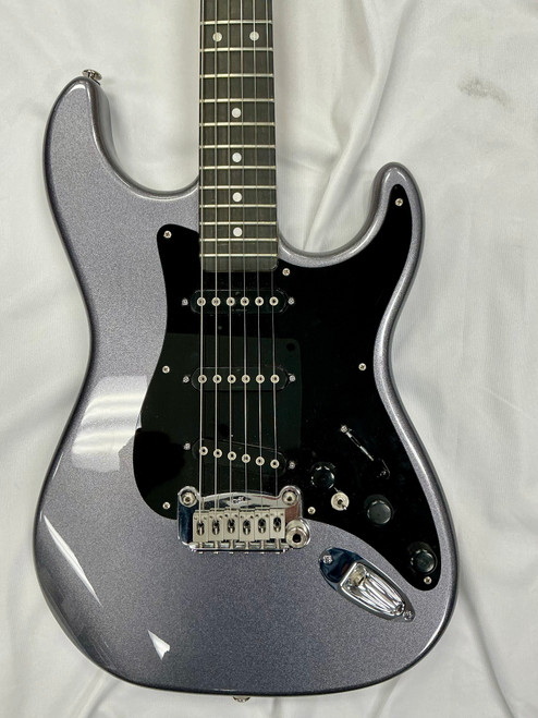 Vist Large View of Product Image Which is Used G&L S500 USA S Type Electric Guitar Silver/Gray 6-String