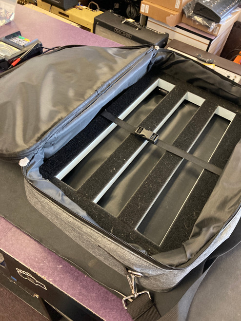 Vist Large View of Product Image Which is Used GHOSTFIRE PEDALBOARD W/BAG Pedal Board