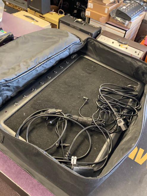 Vist Large View of Product Image Which is Used SKB 1SKB-PS-8 Pedal Board