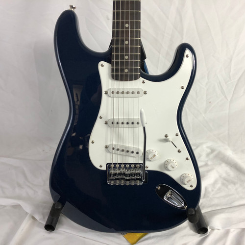 Vist Large View of Product Image Which is Used Squier AFFINITY STRAT S Type Electric Guitar Blue 6-String