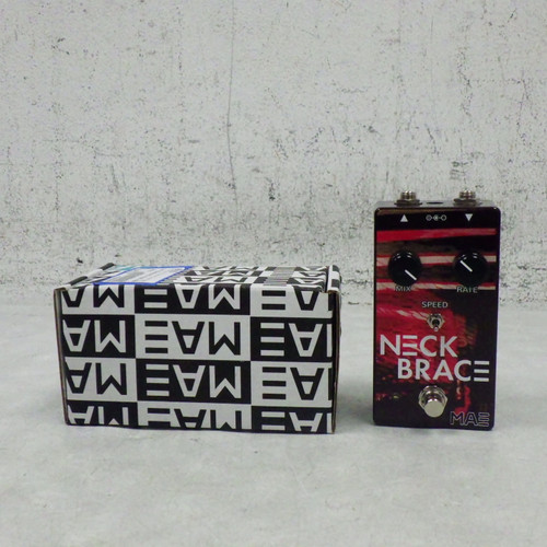 Vist Large View of Product Image Which is Used Mask Audio Electronics Neck Brace Phaser Phaser Pedal