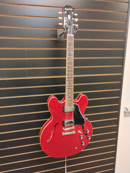 Vist Large View of Product Image Which is Used Epiphone ES-335 Electric Guitar Red 6-String