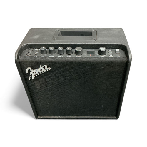 Vist Large View of Product Image Which is Used Fender MUSTANG LT25 1 x 8 Solid State Amplifier 1 x 8