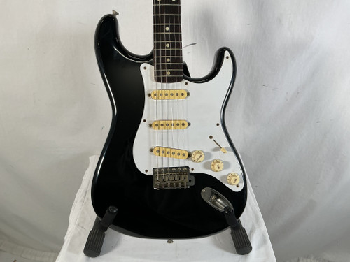 Vist Large View of Product Image Which is Used Fender MIJ STRATOCASTER S Type Electric Guitar Black 6-String