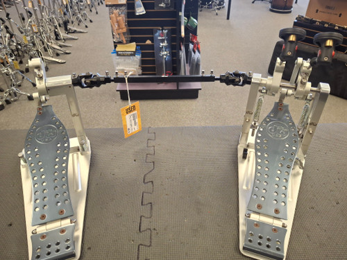 Vist Large View of Product Image Which is Used DW DIRECT DRIVE DOUBLE KICK DWCPMDD2 Vintage Kick Drum Pedal