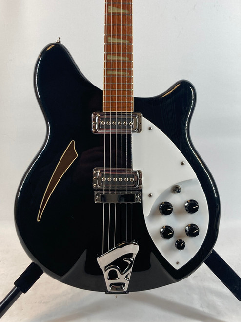Vist Large View of Product Image Which is Used Rickenbacker 1989 360 JETGLO Electric Guitar