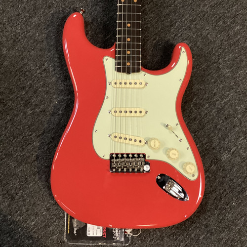 Vist Large View of Product Image Which is Used Fender AMERICAN VINTAGE II 61 STRATOCASTER S Type Electric Guitar Red 6-String