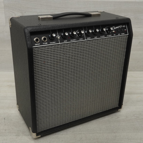 Vist Large View of Product Image Which is Used Fender Champion 40 1x12 Solid State Amplifier