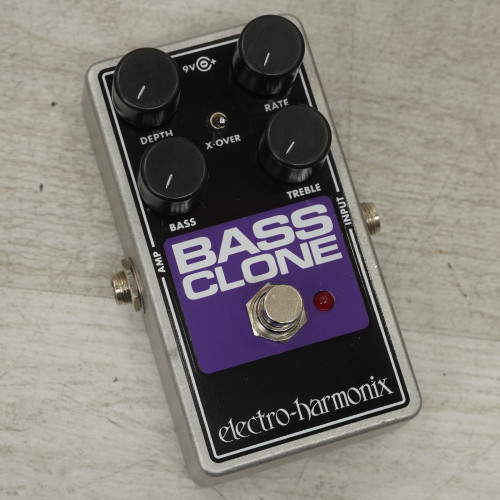 Vist Large View of Product Image Which is Used Electro Harmonix Bass Clone Chorus Pedal