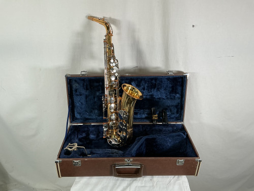 Vist Large View of Product Image Which is Used Vito  Alto Saxophone