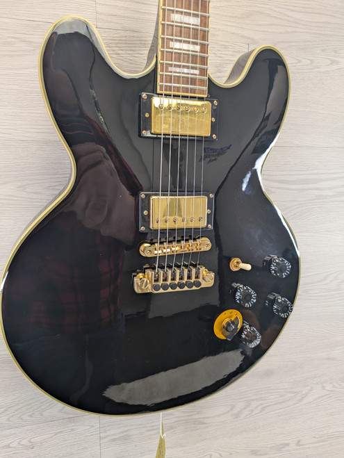 Vist Large View of Product Image Which is Used Epiphone BB King Lucille Semi-Hollow Black w/HSC