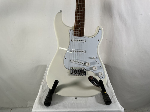 Vist Large View of Product Image Which is Used Squier AFFINITY START OLYMPIC WHITE S Type Electric Guitar White 6-String