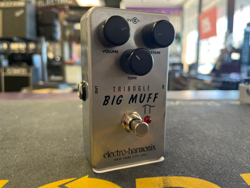 Vist Large View of Product Image Which is Used Electro Harmonix (E/H) TRIANGLE BIG MUFF Overdrive Pedal