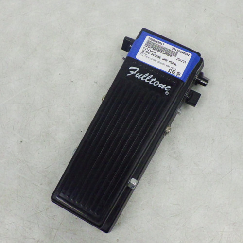 Vist Large View of Product Image Which is Used Fulltone Clyde Deluxe Wah Pedal Wah Pedal