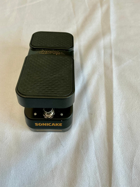 Vist Large View of Product Image Which is Used Sonicake VOLWAH Guitar Effects Pedal