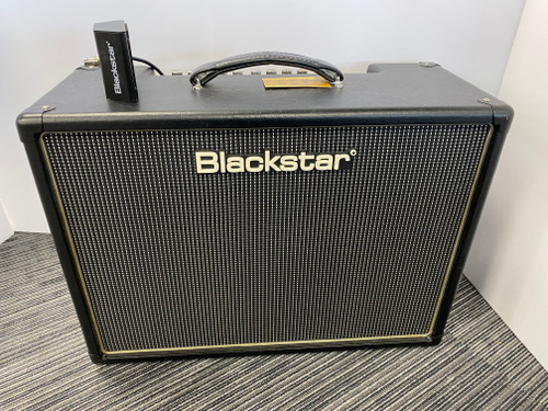 Vist Large View of Product Image Which is Used Blackstar HT5 2X10 W/ FOOTSWITCH 2 x 10 Tube Combo Amplifier 2 x 10