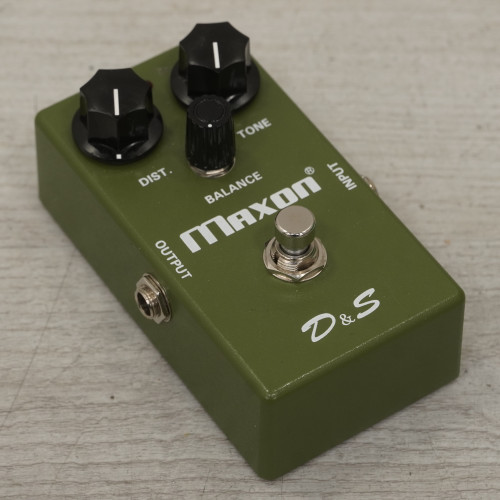 Vist Large View of Product Image Which is Used Maxon D and S Distortion Sustainer Pedal