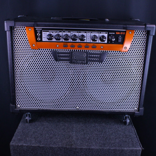Vist Large View of Product Image Which is Used Roland GA-212 COMBO 2 x 12 Solid State Amplifier 2 x 12