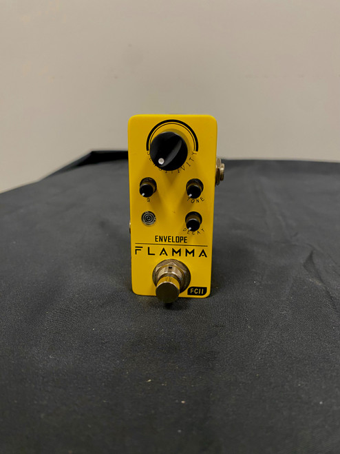 Vist Large View of Product Image Which is Used Flamma ENVOLOPE FILTER Modulation Filter Pedal