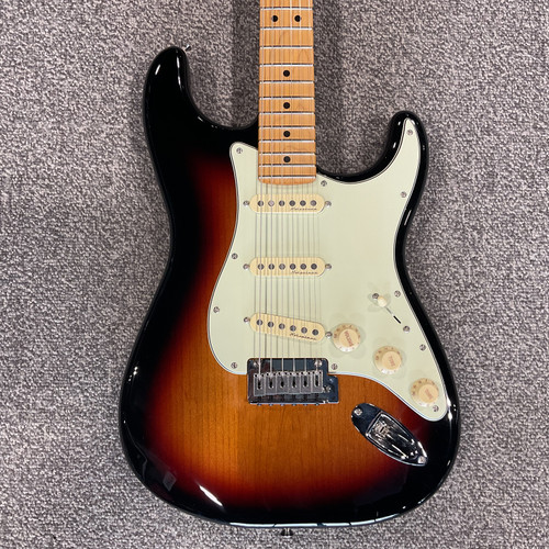 Vist Large View of Product Image Which is Used 2022 FENDER PLAYER PLUS STRAT Electric Guitar