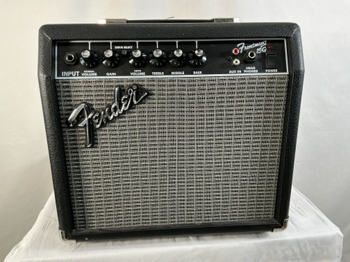 Vist Large View of Product Image Which is Used Fender FRONTMAN 15G 1 x 5 Solid State Amplifier 1 x 5