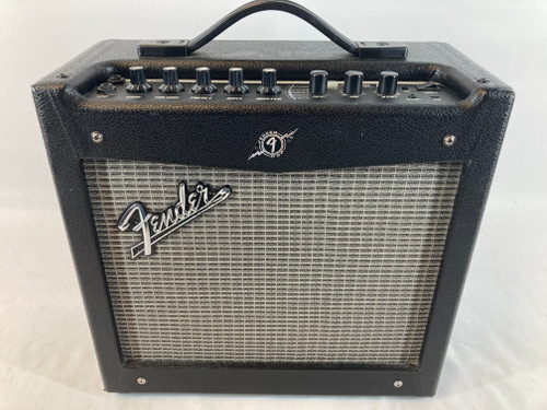 Vist Large View of Product Image Which is Used Fender Mustang I V.2 Guitar Amp