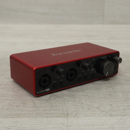 Vist Large View of Product Image Which is Used Focusrite Scarlett 2i2 Gen 3 Computer Interface