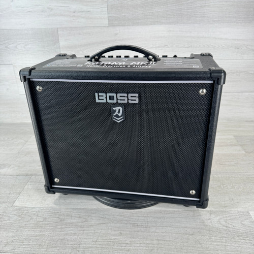Vist Large View of Product Image Which is Used Boss Katana-50 MKII - 1 x 12-inch 50-watt Guitar Combo Amplifier