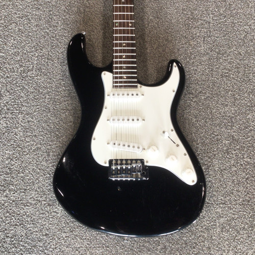 Vist Large View of Product Image Which is Used DEAN S-Style Electric Guitar