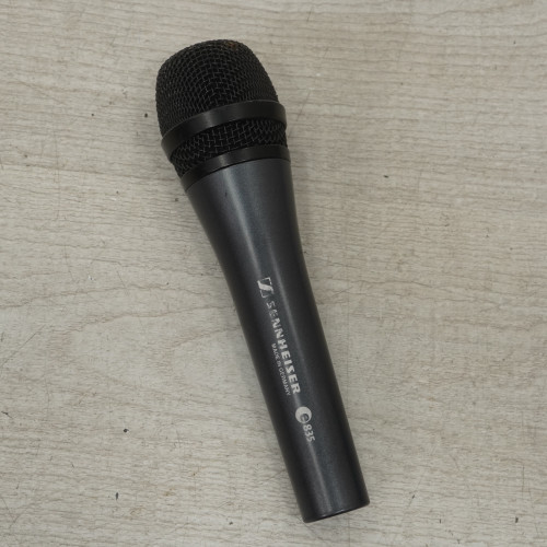 Vist Large View of Product Image Which is Used Sennheiser E835 Dynamic Microphone