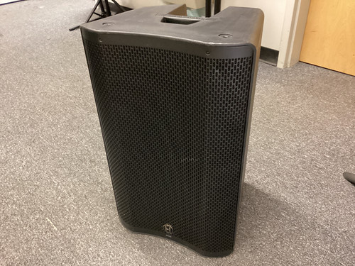 Vist Large View of Product Image Which is Used Harbinger V4115 Powered Full Range Speaker Cabinet
