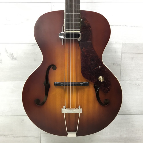Vist Large View of Product Image Which is Used Gretsch G9555 New Yorker Archtop Hollow Body Electric Guitar Sunburst