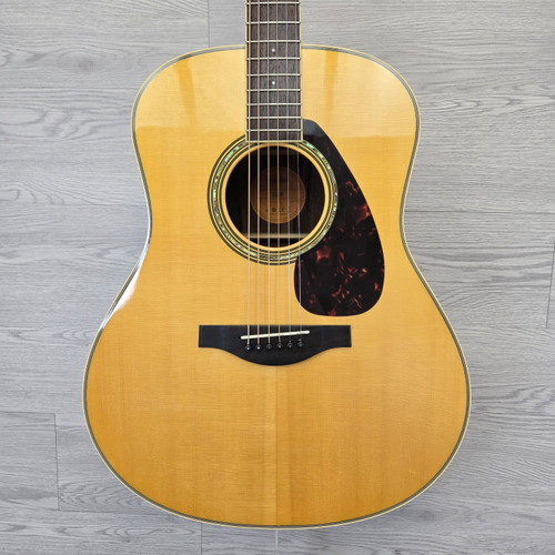 Vist Large View of Product Image Which is Used Yamaha LL6 ARE Solid-Top Acoustic/Electric w/Gig Bag