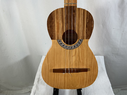 Vist Large View of Product Image Which is Used LAS CRUCES CUATRO AS-IS Baritone Ukulele