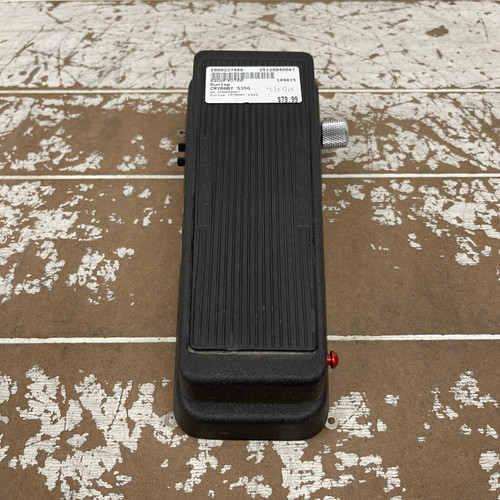 Vist Large View of Product Image Which is Used - Dunlop CRYBABY 535Q Wah Pedal