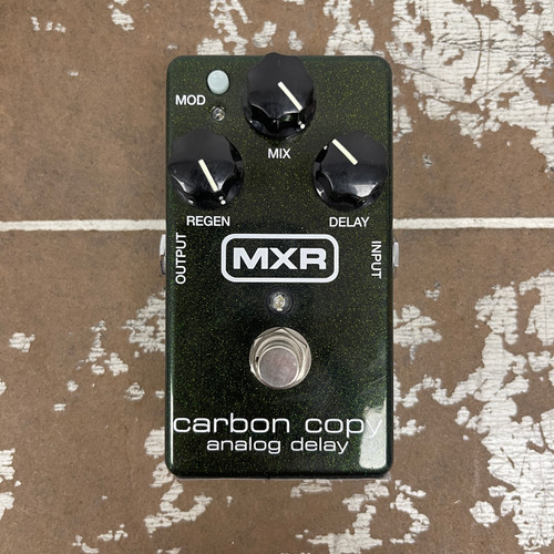Vist Large View of Product Image Which is Used MXR CARBON COPY ANALOG DELAY Delay Pedal