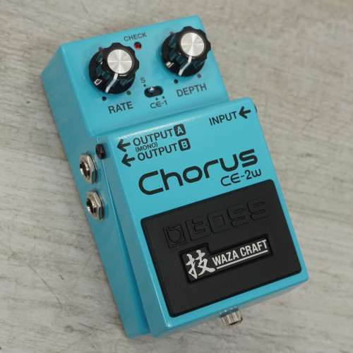 Vist Large View of Product Image Which is Used Boss CE-2W Chorus Pedal
