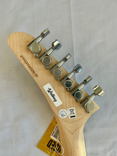 Vist Large View of Product Image Which is Used Kramer BARETTA SPECIAL Electric Guitar White 6-String