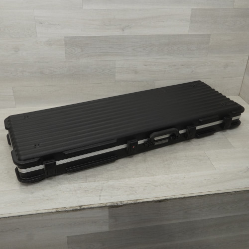 Vist Large View of Product Image Which is Used Ibanez MRB500C Guitar Case