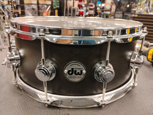 Vist Large View of Product Image Which is Used DW COLLECTORS SERIES MAPLE 14X6 Wood Snare Drum 14"
