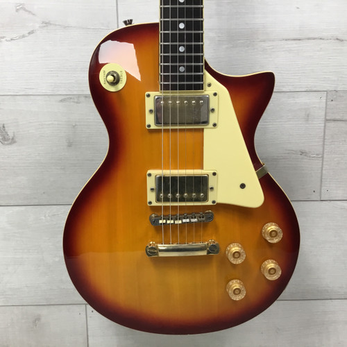 Vist Large View of Product Image Which is Used First Act M2G-200 LP Type Electric Guitar Cherry Sunburst