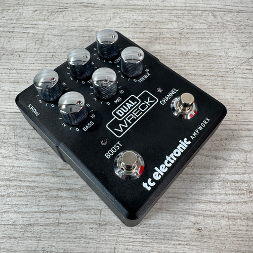 Vist Large View of Product Image Which is Used TC Electronic Ampworx Dual Wreck Preamp Pedal