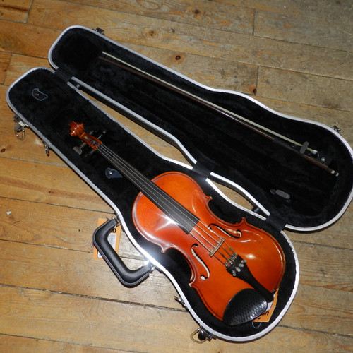 Vist Large View of Product Image Which is Used Scherl & Roth R401E13H 13IN VIOLA Viola 13"