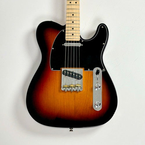 Vist Large View of Product Image Which is Used Fender 2019 American Special Telecaster Electric Guitar Sunburst 6-String