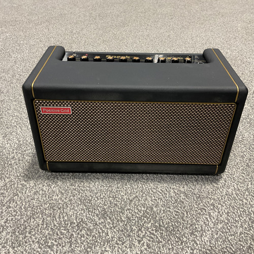 Vist Large View of Product Image Which is Used POSITIVE GRID SPARK 40  Guitar Combo