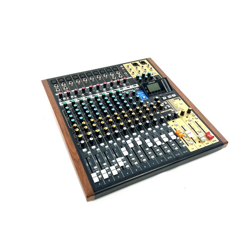 Vist Large View of Product Image Which is Used Tascam Model 16 Recording Device