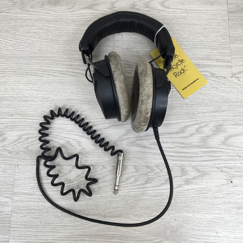 Vist Large View of Product Image Which is Used Beyer DT 990 PRO 250 OHM Headphones