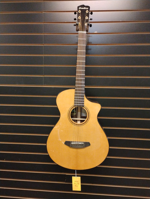 Vist Large View of Product Image Which is Used Breedlove PERFORMER PRO CONCERTINA A CE Acoustic Guitar Natural