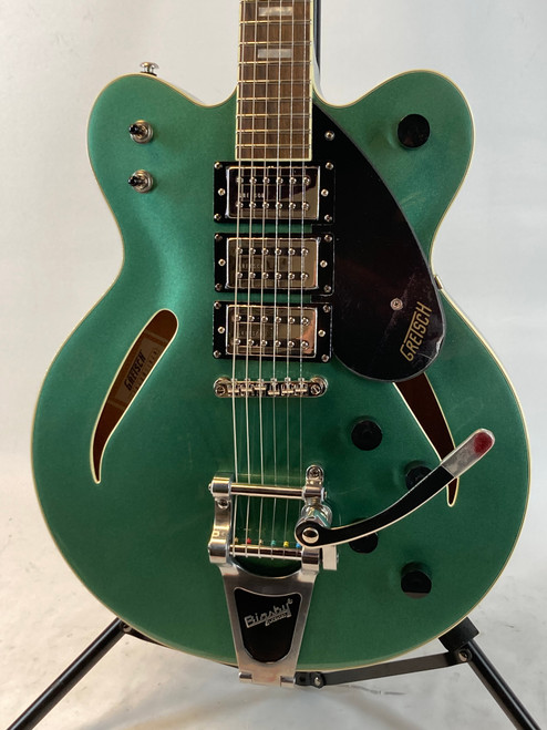 Vist Large View of Product Image Which is Used Gretsch G2627T Streamliner Electric Guitar